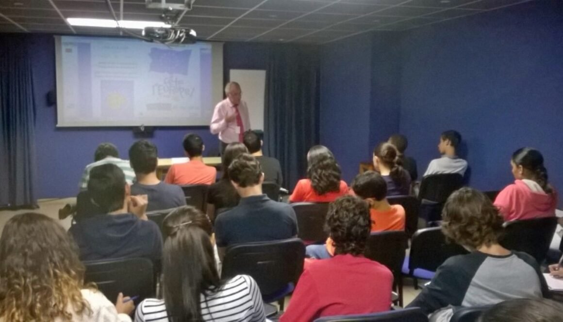Conférence (2) (2)