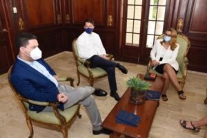 Photo de mise en avant Reunion Vice Ministre RD