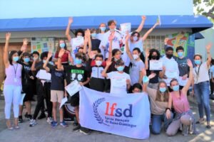 Photo de mise en avant Remise de prix 10 kms Carrefour